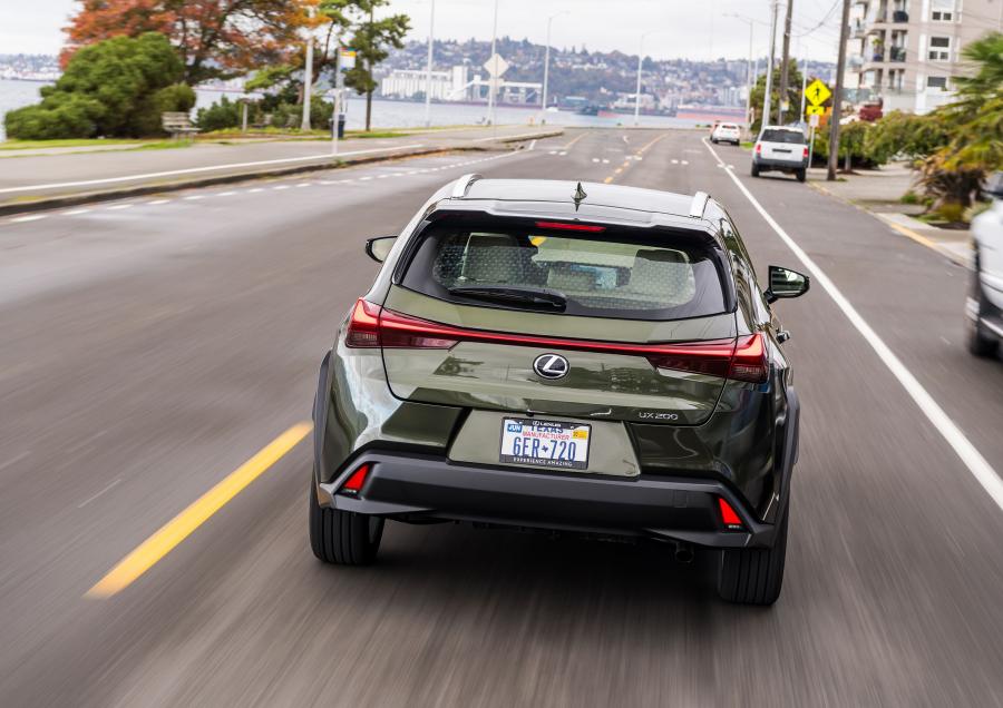  Lexus UX200 2019 года  (NA) (фото 27 из 32)